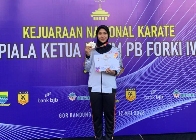 Bripda Salma Aulia, Polwan Ditpolsatwa Baharkam Polri Borong Medali di Kejurnas Karate PB FORKI 2026