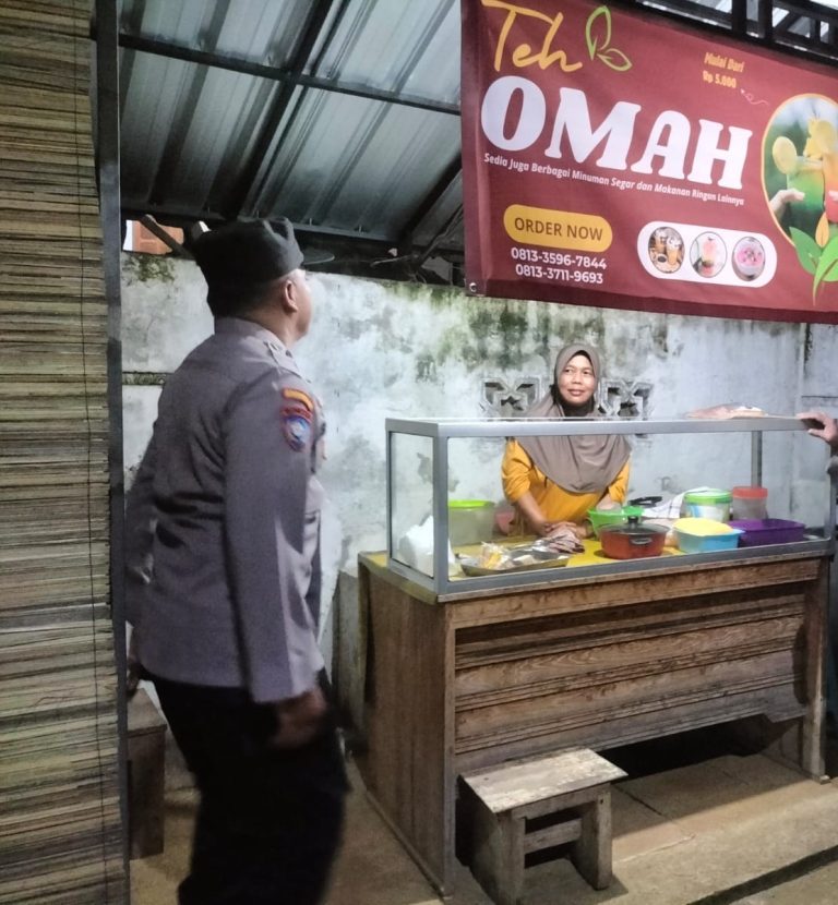 Polsek Sooko Intensifkan Patroli KRYD Malam Hari Demi Ciptakan Situasi Aman dan Kondusif
