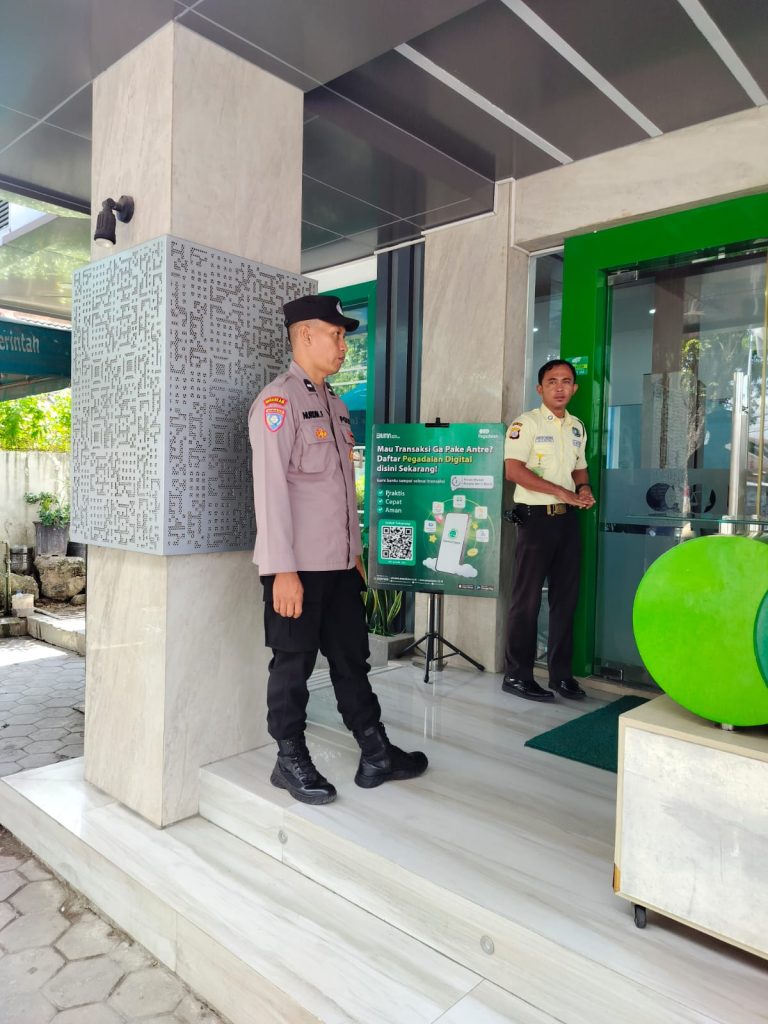 PATROLI KRYD POLSEK PONOROGO ANTISIPASI 3C DAN TINGKATKAN KEWASPADAAN MASYARAKAT
