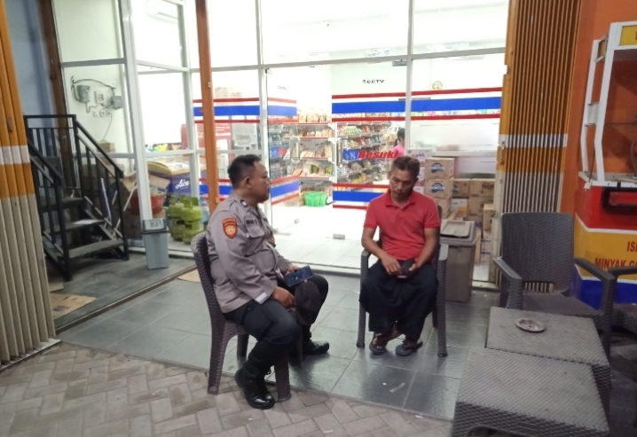 Polsek Sambit Gelar Patroli Malam Antisipasi 3C dan Gangguan Kamtibmas