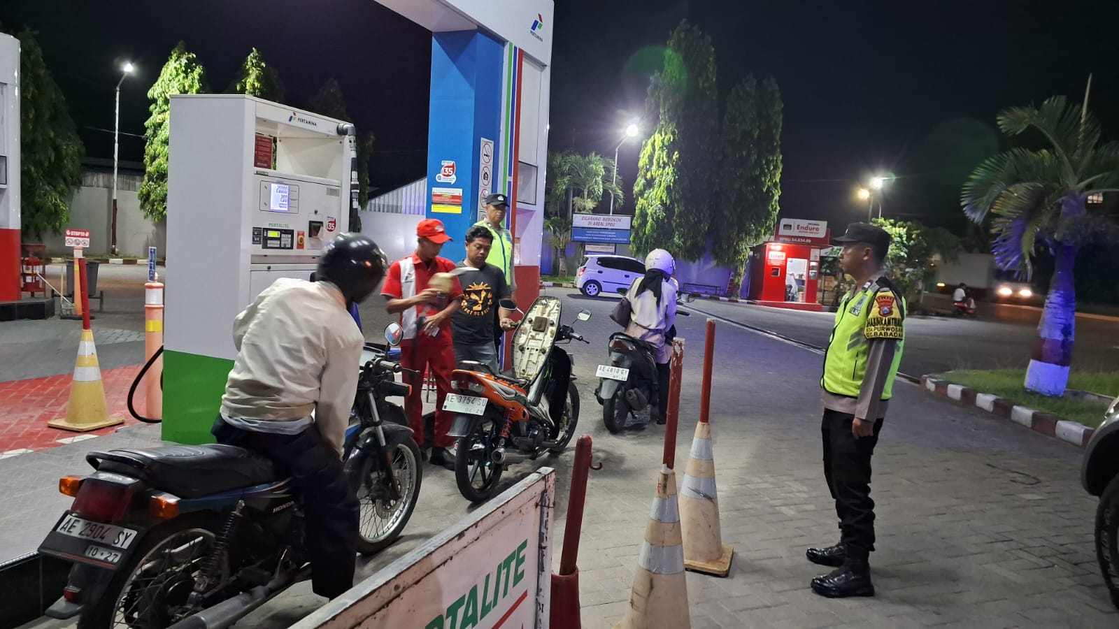 Patroli Blue Light Polsek Babadan Intensifkan Pengamanan Malam Hari untuk Cegah Gangguan Kamtibmas