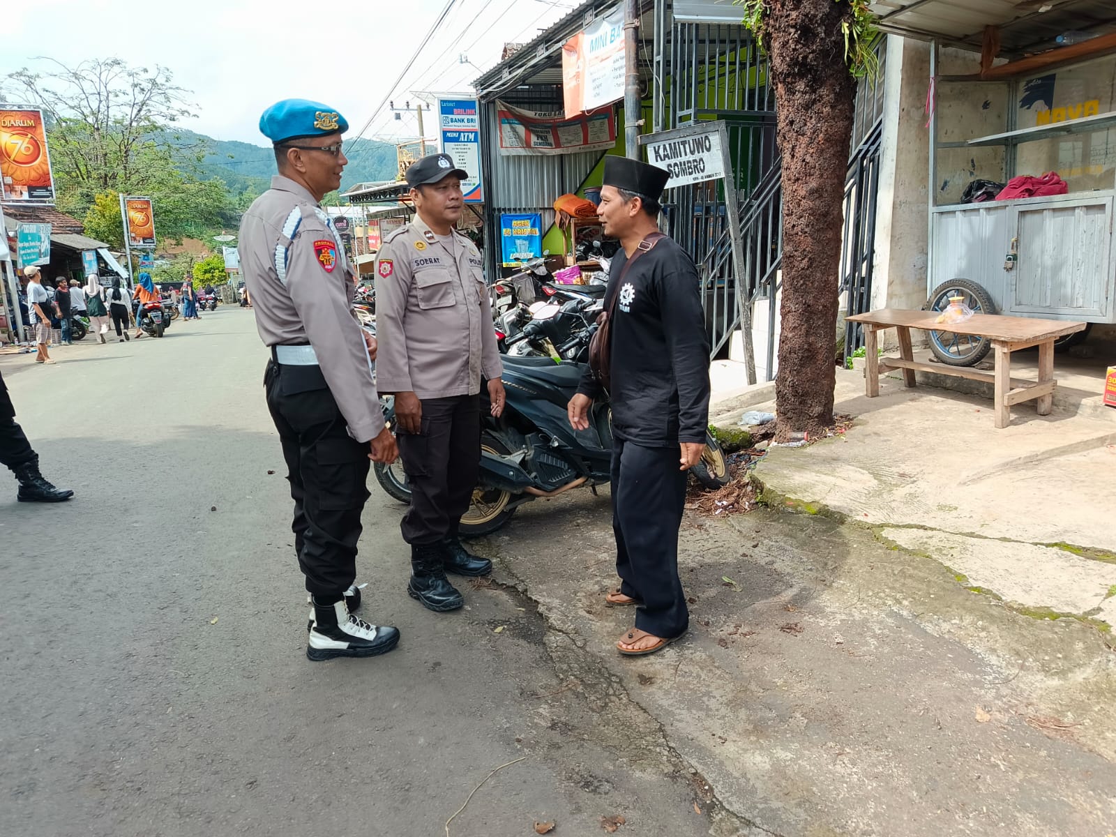 Polsek Sooko Tingkatkan Patroli Harkamtibmas untuk Jaga Situasi Tetap Kondusif