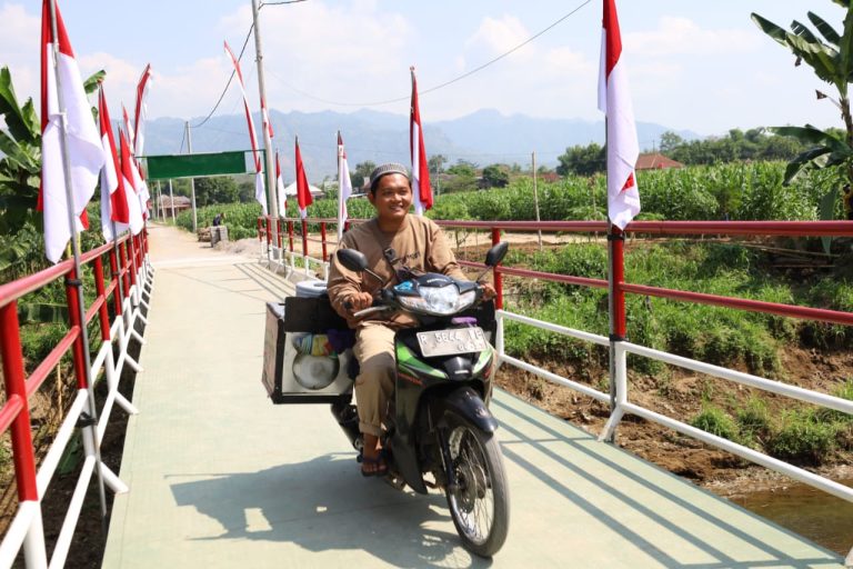 Bertahun Tahun Dinanti, Kini Jembatan Garuda di Ponorogo Berdiri