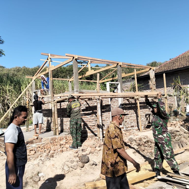 Senang Rumahnya Direhab, Sujarno Sampaikan Terimakasih Kepada TNI
