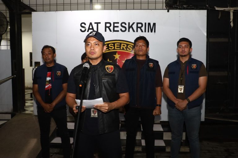 Polres Pelabuhan Tanjungperak Lakukan Tindakan Tegas Terukur, Tangkap Jambret Wisatawan di Surabaya