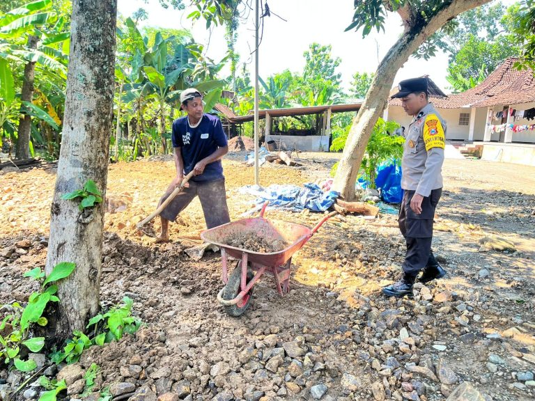 Polsek Jambon Laksanakan Patroli Kewilayahan dan Pengamanan Ibadah Waisak