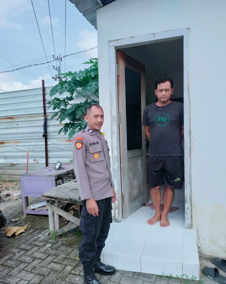 Bhabinkamtibmas Desa Nailan Polsek Slahung Lakukan Kunjungan ke Rumah Warga, Perkuat Harkamtibmas