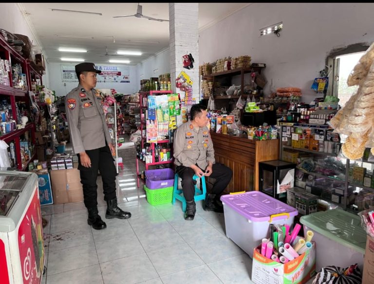 Patroli Presisi Polsek Sooko Perkuat Harkamtibmas dan Antisipasi Gangguan Keamanan Wilayah
