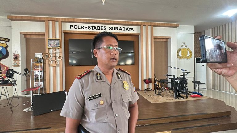 Tim URC Polrestabes Surabaya Amankan 2 Tersangka Curanmor Milik Kurir