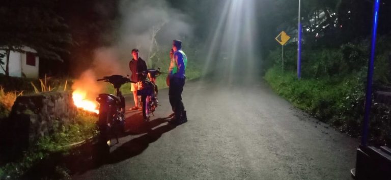 Patroli KRYD Polsek Sampung Perkuat Harkamtibmas dan Ajak Warga Aktif Jaga Keamanan Lingkungan