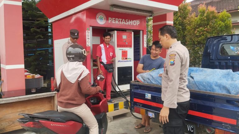 Patroli KRYD Polsek Badegan Tingkatkan Kewaspadaan dan Ciptakan Situasi Kamtibmas Kondusif