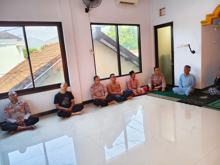 Binrohtal Polsek Bungkal Perkuat Keimanan dan Rasa Syukur Anggota dalam Pelaksanaan Tugas