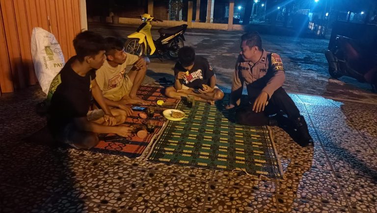 Patroli Malam Polsek Badegan Intensifkan Antisipasi 3C dan Gangguan Kamtibmas