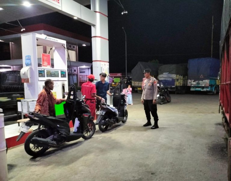Patroli Presisi Polsek Bungkal Perkuat Harkamtibmas dan Antisipasi Kejahatan Malam Hari