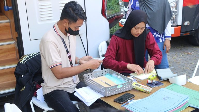 Polres Batu Hadirkan Layanan On the Spot di CFD Sambut Hari Bhayangkara ke – 80