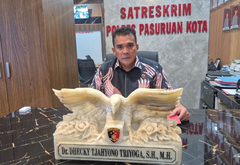 Polres Pasuruan Kota Amankan 4 orang Debt Collector Diduga Lakukan Pemerasan