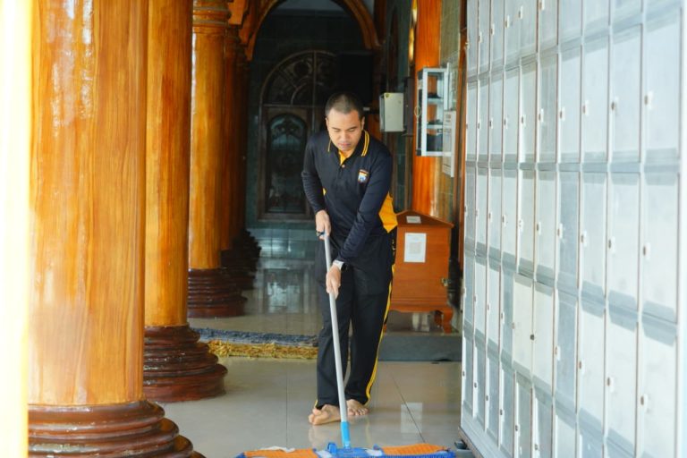 Jelang Hari Bhayangkara ke-80, Polres Ponorogo Gelar Bakti Religi Wujudkan Kepedulian dan Harmoni Antarumat Beragama