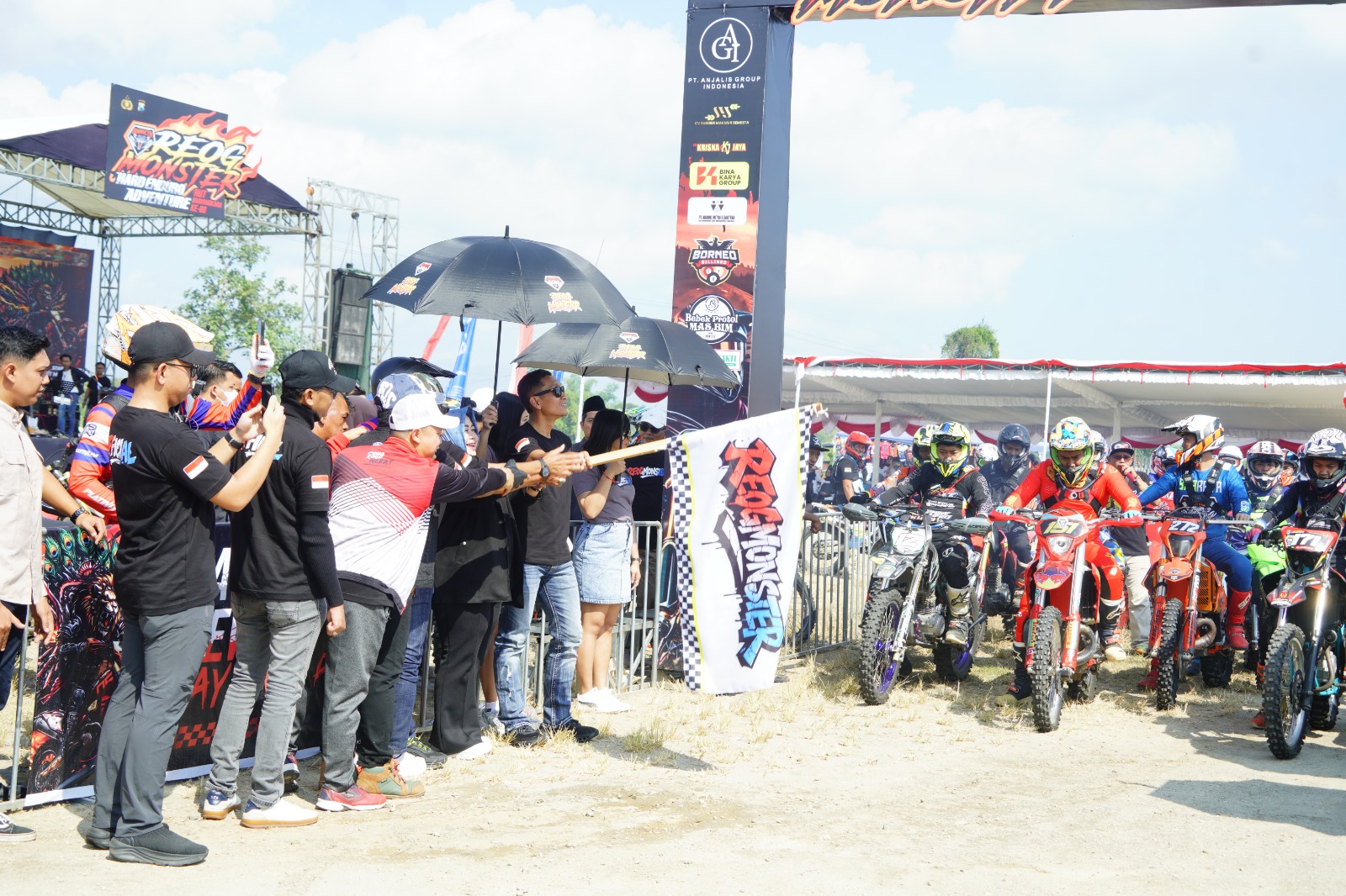 Semarak HUT Bhayangkara ke-80, Polres Ponorogo Gelar Bhayangkara Reog Monster Hard Enduro 2026