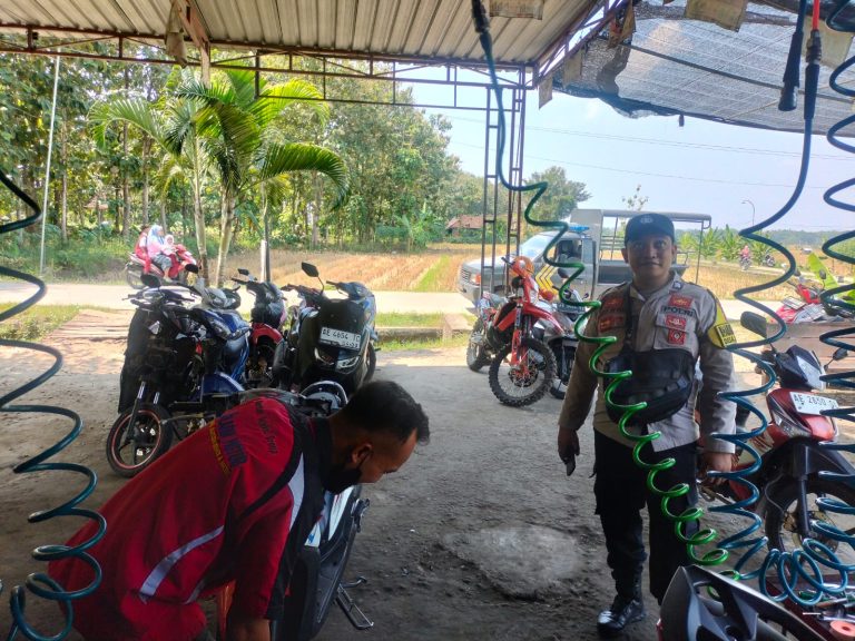Patroli KRYD Polsek Sampung Intensifkan Pengamanan dan Ajak Warga Aktif Jaga Kamtibmas