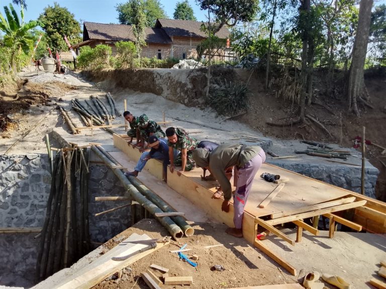 Pembangunan Jembatan, Jawaban Atas Harapan Warga Desa Bulu Lor