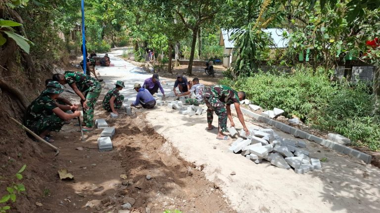 KADES BULU LOR : SPESIFIKASI TEKNIK PEMBANGUNAN PAVING JALAN SASARAN TMMD KE-129 SESUAI KONTUR TANAH