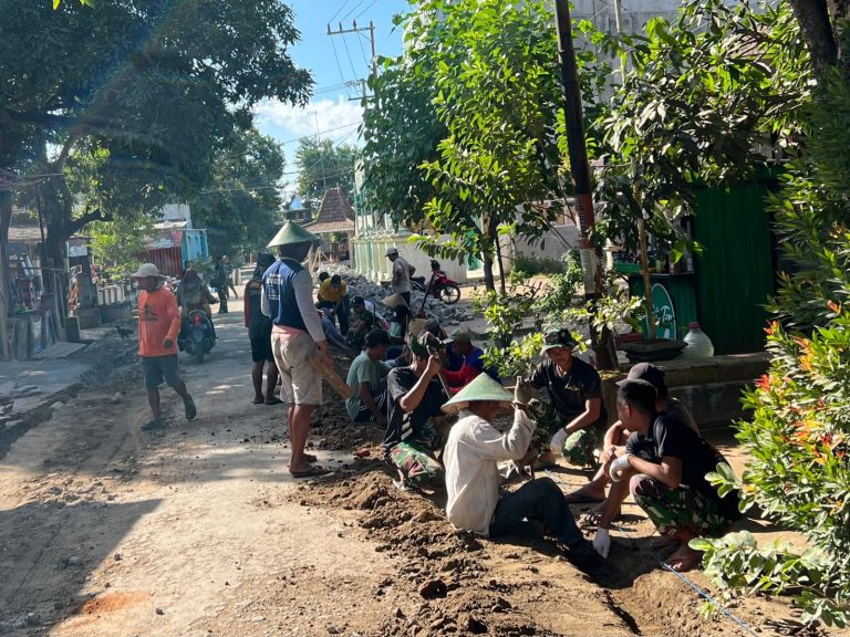 Salut, Sasaran Fisik TMMD Bulu lor Dikerjakan Penuh Semangat Kebersamaan
