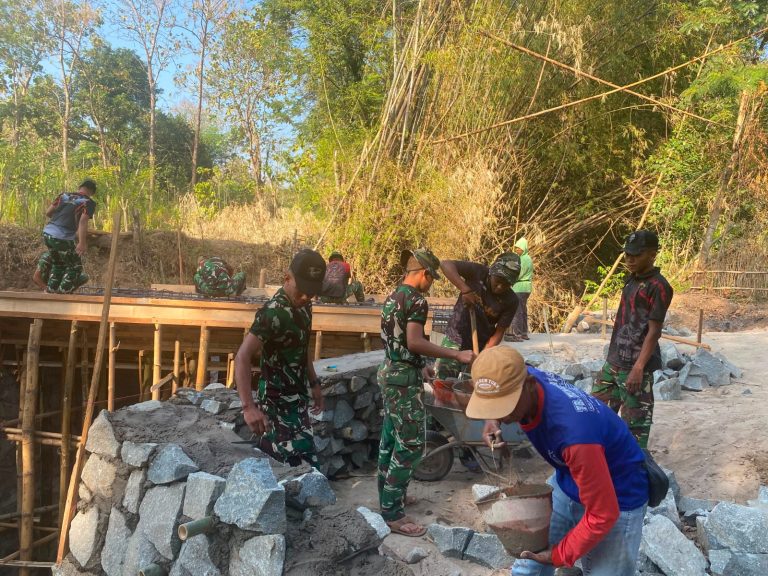 Pak Tentara Oke, Sae, Kerjane Mening (Ungkapan Warga Desa Bulu Lor)