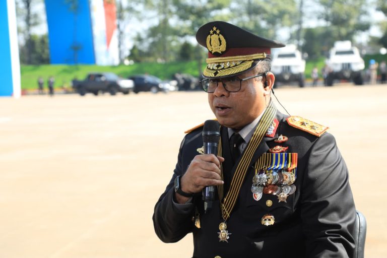 Polri Gelar Upacara Hari Bhayangkara Ke-80 di Satlat Korbrimob Cikeas