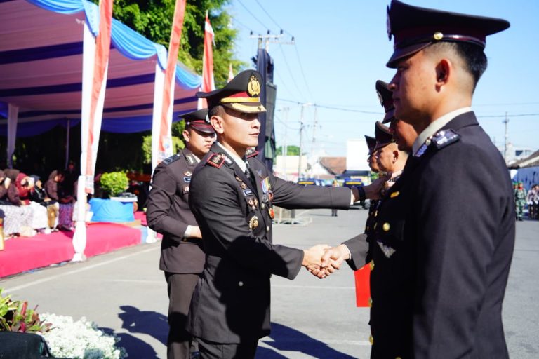 Hari Bhayangkara ke-80, Polres Ponorogo Gelar Upacara Bersama Forkopimda, Perkuat Sinergi untuk Masyarakat