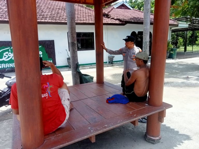 Polsek Jambon Intensifkan Patroli KRYD di Pasaran Pahing, Antisipasi 3C dan Penipuan Online