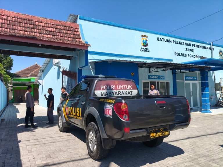 Polsek Ponorogo Gelar Patroli KRYD, Perkuat Harkamtibmas dan Edukasi Masyarakat di Sejumlah Titik Strategis
