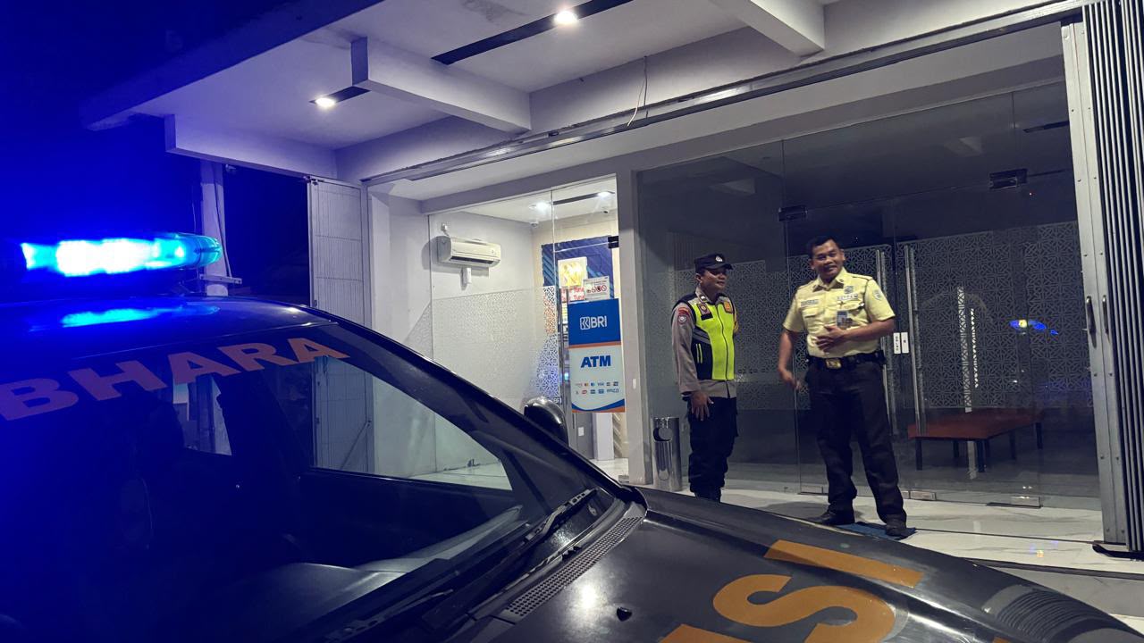 Patroli Blue Light Polsek Jambon Intensifkan Pengamanan Malam, Situasi Wilayah Tetap Kondusif