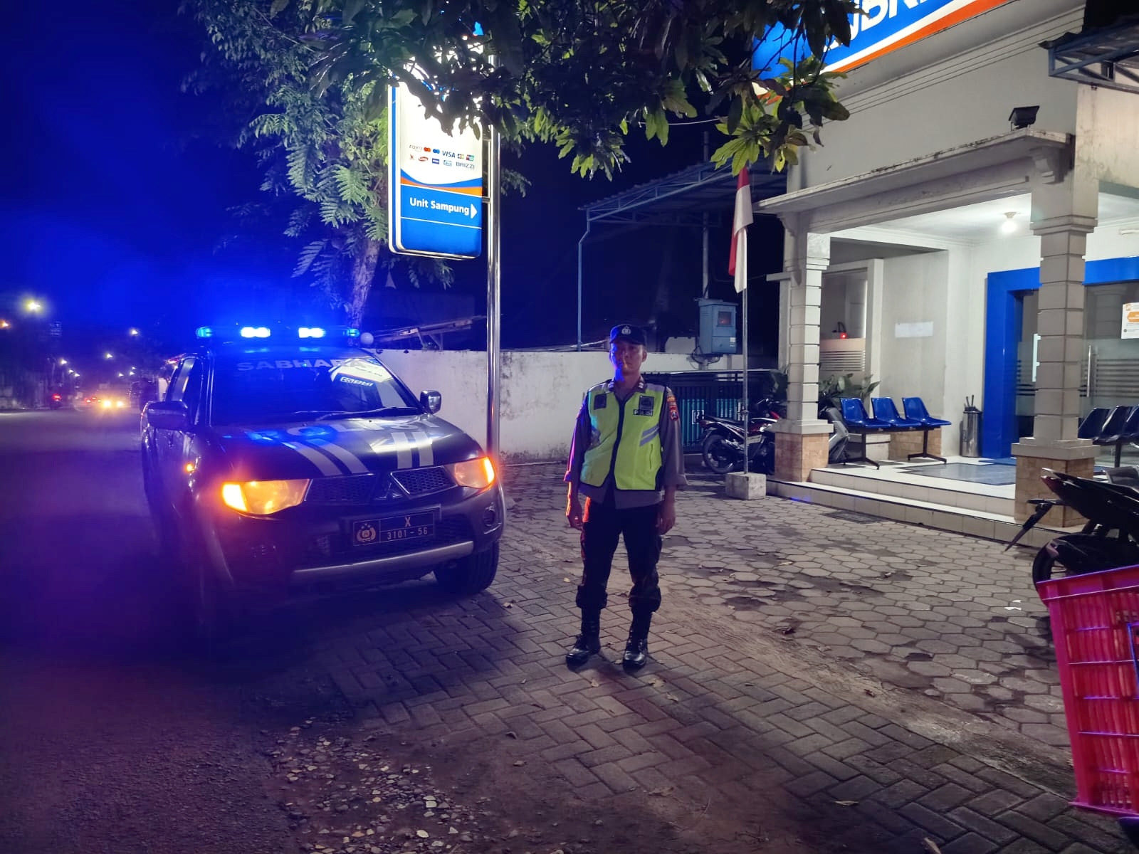 Patroli KRYD Polsek Sampung Ajak Warga Aktif Jaga Kamtibmas dan Waspadai Modus Kejahatan