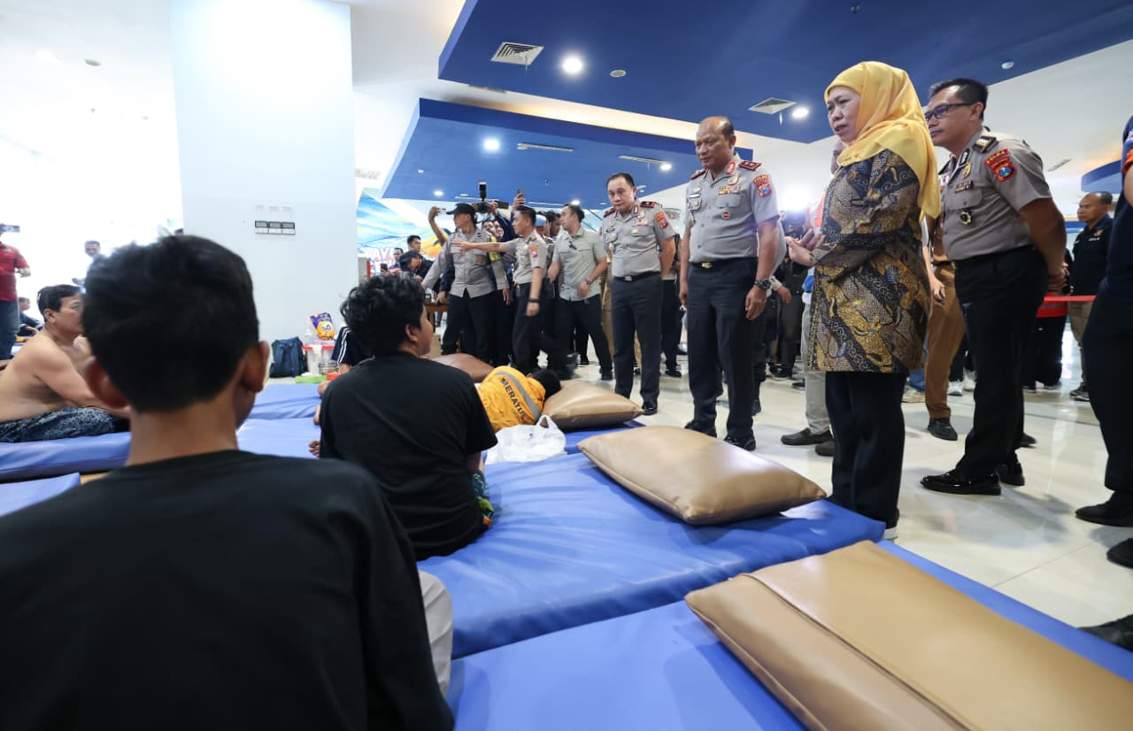 Kapolda Jatim Sampaikan Duka atas Kecelakaan Kapal Laut di Perairan Sumenep, Pencarian Korban Hilang Terus Dilakukan