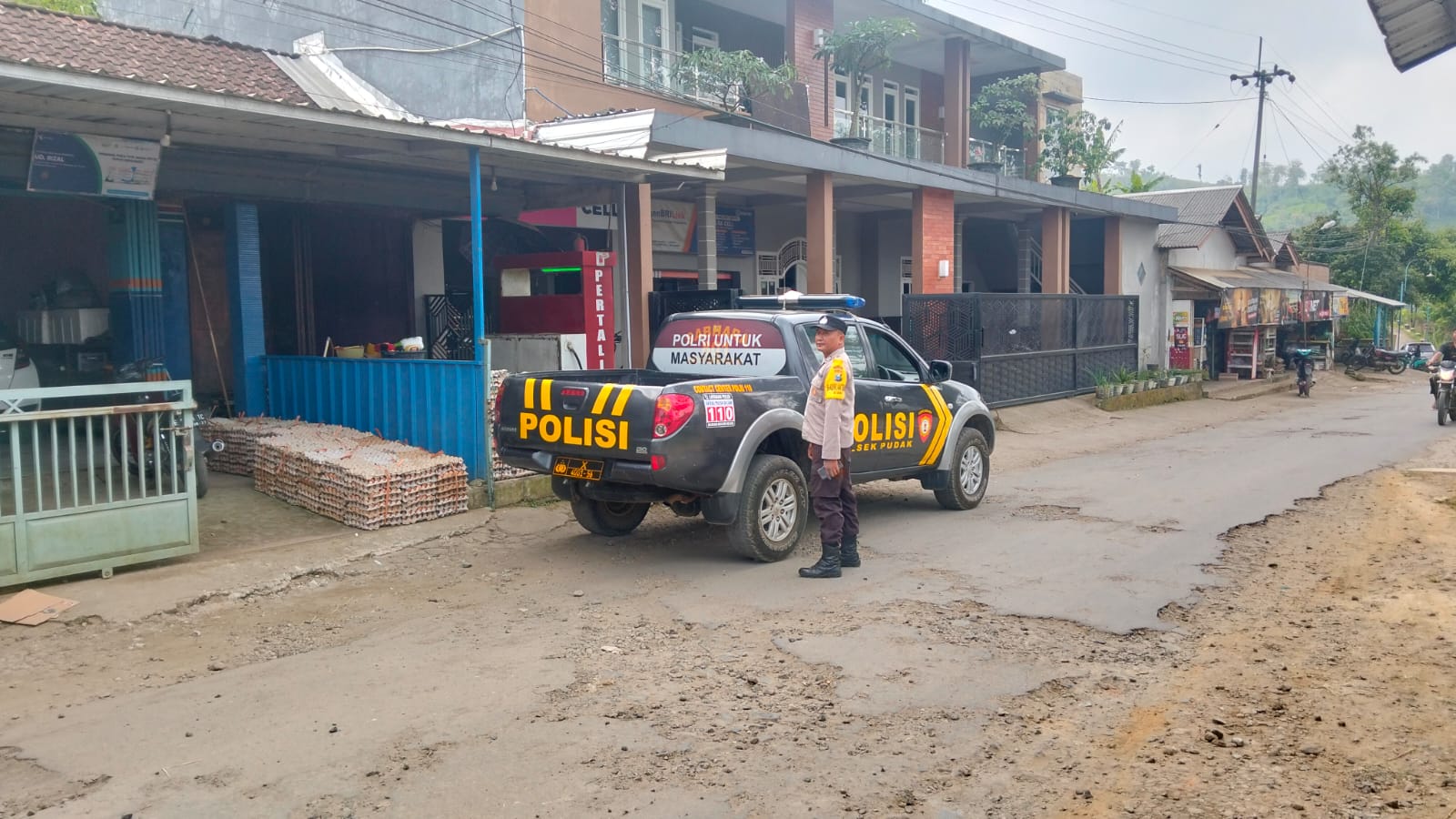 Patroli Presisi Polsek Pudak Sasar Pemukiman dan Jalan Raya, Jaga Kamtibmas Tetap Kondusif