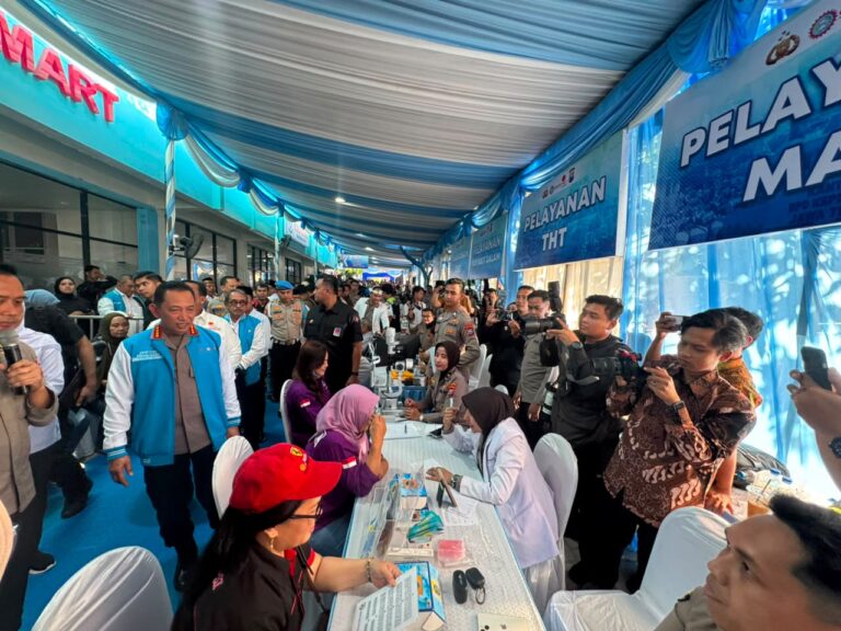 Kapolri Tinjau Baktikes Di Gedung Kspsi Jatim, Layanan Kesehatan Dihadirkan Untuk Pekerja Dan Masyarakat