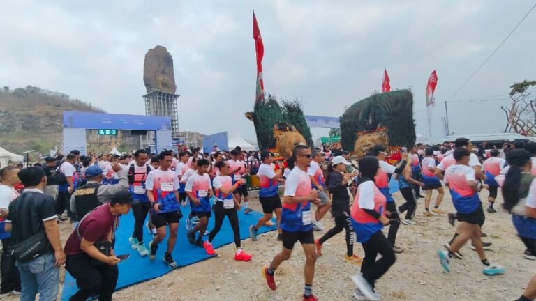 Merdeka Run 2026 Sukses Besar, Monumen Reog Sampung Jadi Saksi Aksi Lari dan Penghijauan
