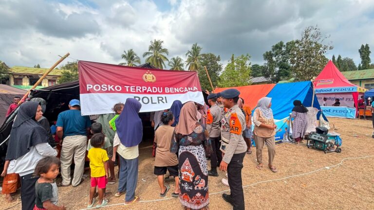 Posko Kesehatan Polri Layani Ratusan Warga Terdampak Gempa Nagekeo