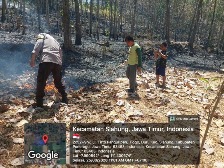 Polsek Slahung Datangi Hotspot Titik Api di Desa Duri