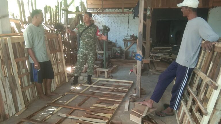 Dorong Mandiri Ekonomi, Babinsa Kodim Ponorogo Pendampingan UMKM