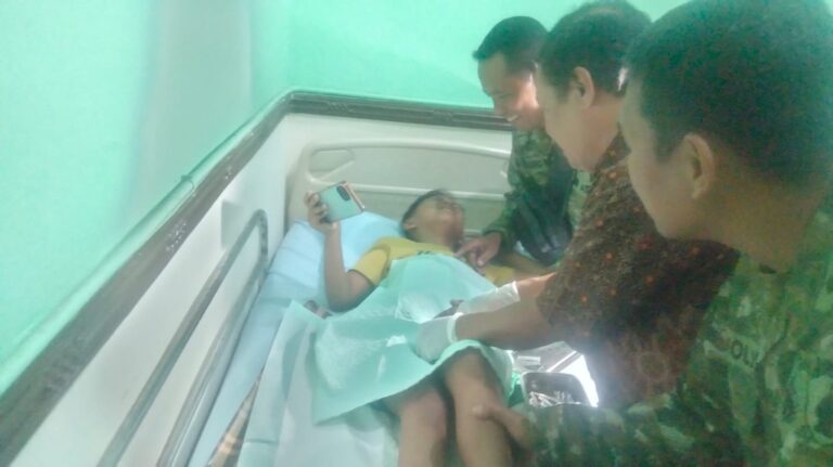 Khitan Masal Gratis HUT ke 81 TNI, Kodim Ponorogo Gandeng Poskes 05.09.05