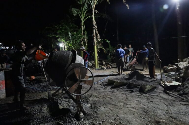 Senang Ada Jembatan Perintis Garuda, Warga Pinggirsari Semangat Kerja Hingga Lembur