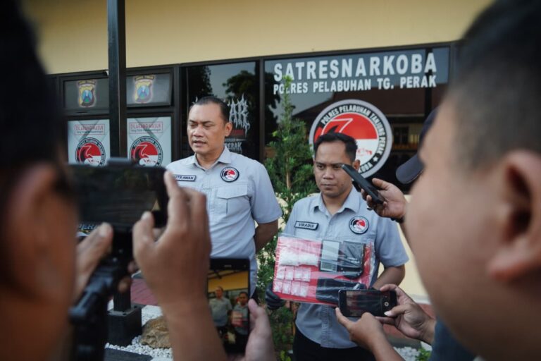 Polres Tanjung Perak Amankan Tersangka Pengedar Sabu asal Madura, 65,51 Gram Narkoba Disita