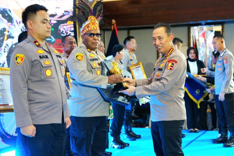 Kapolri: Kompolnas Awards Motivasi Polri Berikan Pelayanan Terbaik
