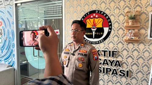 Polrestabes Surabaya Ungkap Komplotan Penukar Kartu ATM Lintas Daerah, Amankan 9 Tersangka