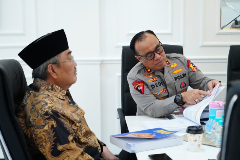 Polri Perkuat Tata Kelola Melalui Rekomendasi Kprp Dalam Buku Police Governance