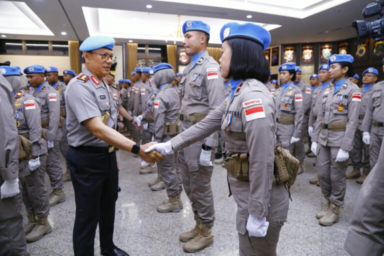 Wakapolri Pimpin Upacara Purna Tugas FPU 7 Minusca, 140 Personel Terima Penghargaan