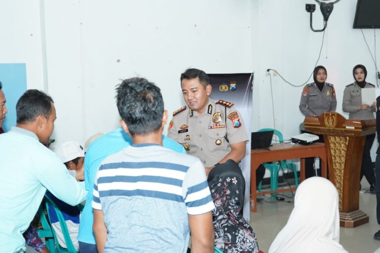 Kapolres Kediri Dorong Kemandirian Ekonomi di Desa Melalui Program Poliran
