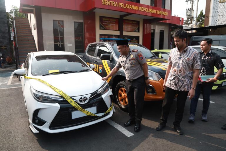Kurang dari 24 Jam, Polres Jember Tangkap Dua Terduga Perampok Toko Emas
