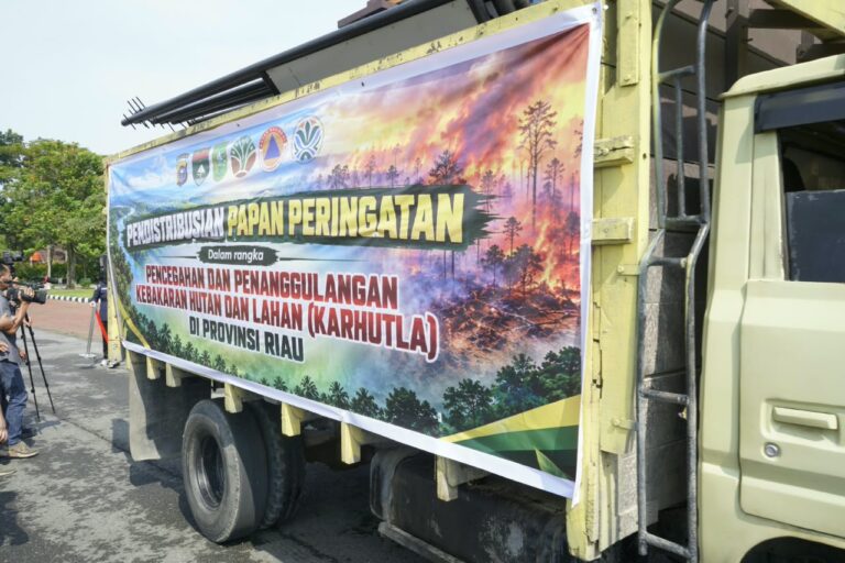 Karhutla Mereda, Polda Riau Siapkan 260 Plang Cegah Kebakaran Berulang